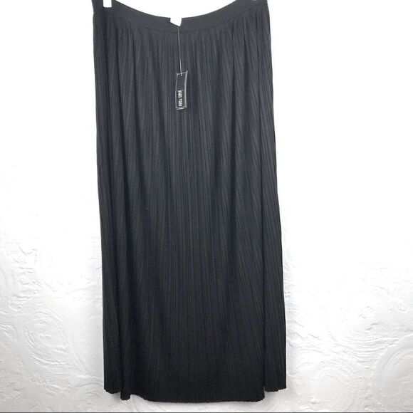 Joan Vass NEW Black Micro Pleated Stretch Skirt - Picture 1 of 9